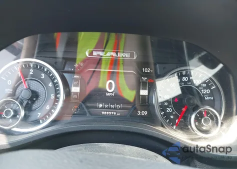 2020 Ram 1500 Big Horn 4X4 5'7 Box из США, поврежденный, VIN 1C6SRFFT5LN282802